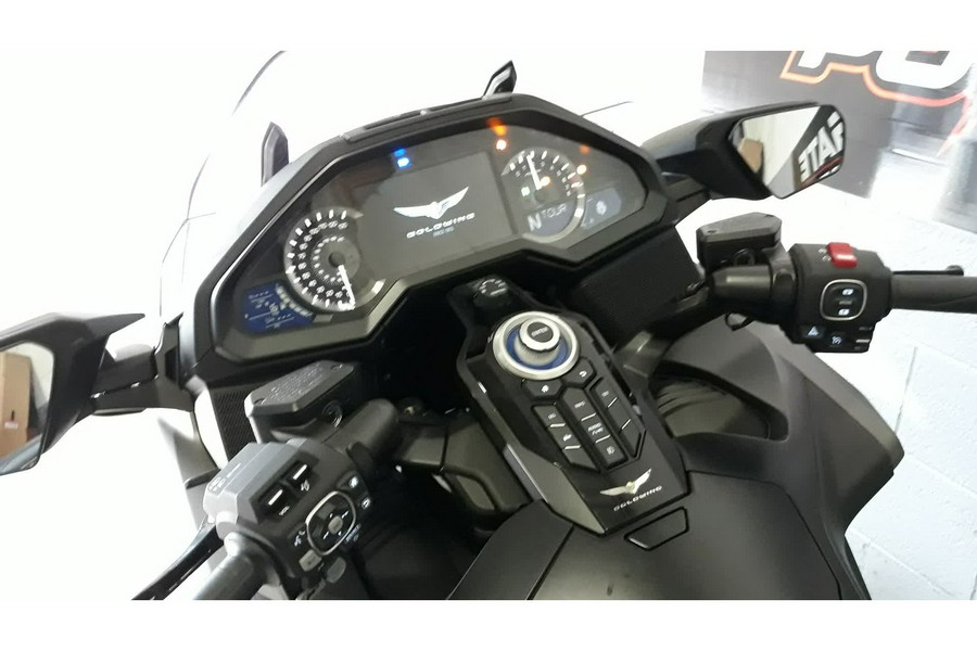 2026 GOLDWING - Honda