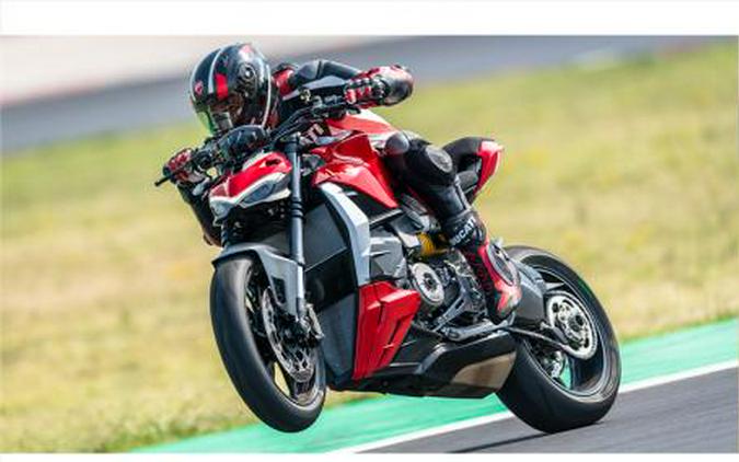 2024 Ducati Streetfighter V2