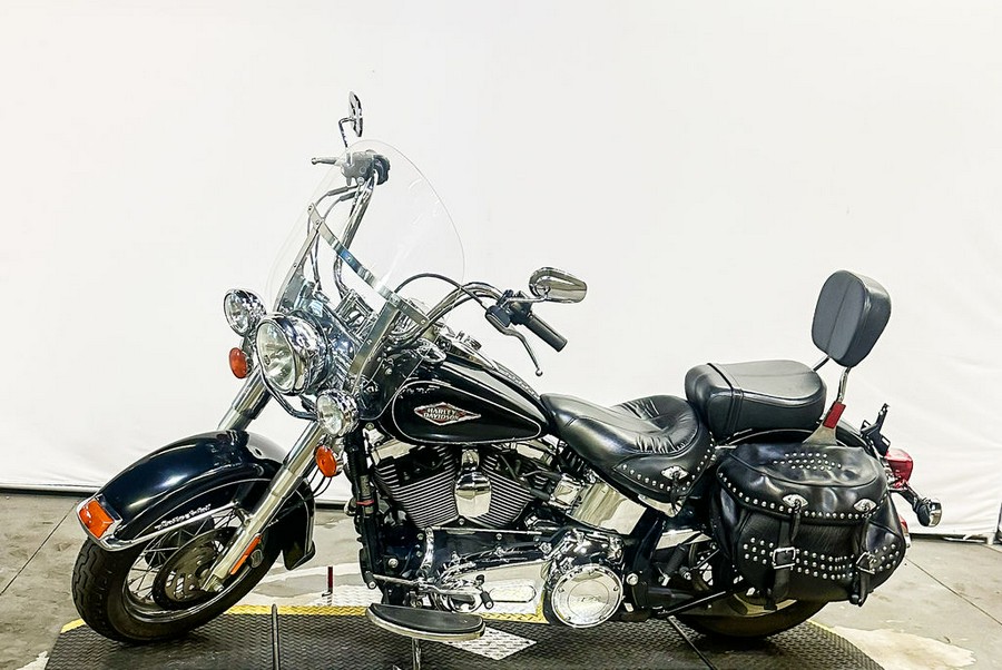 2015 Harley-Davidson® FLSTC - Heritage Softail® Classic