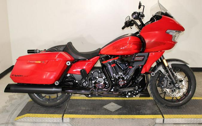 2025 Harley-Davidson® FLTRXSTSE - CVO™ Road Glide® ST