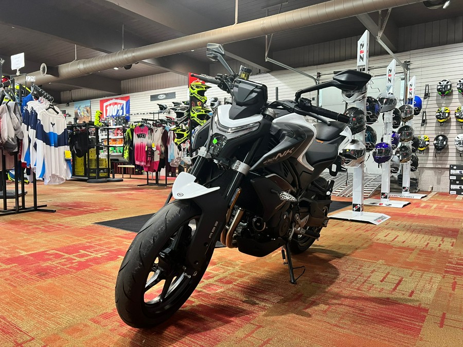 2026 CFMOTO 450NK