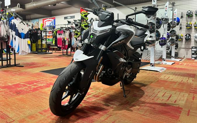 2026 CFMOTO 450NK