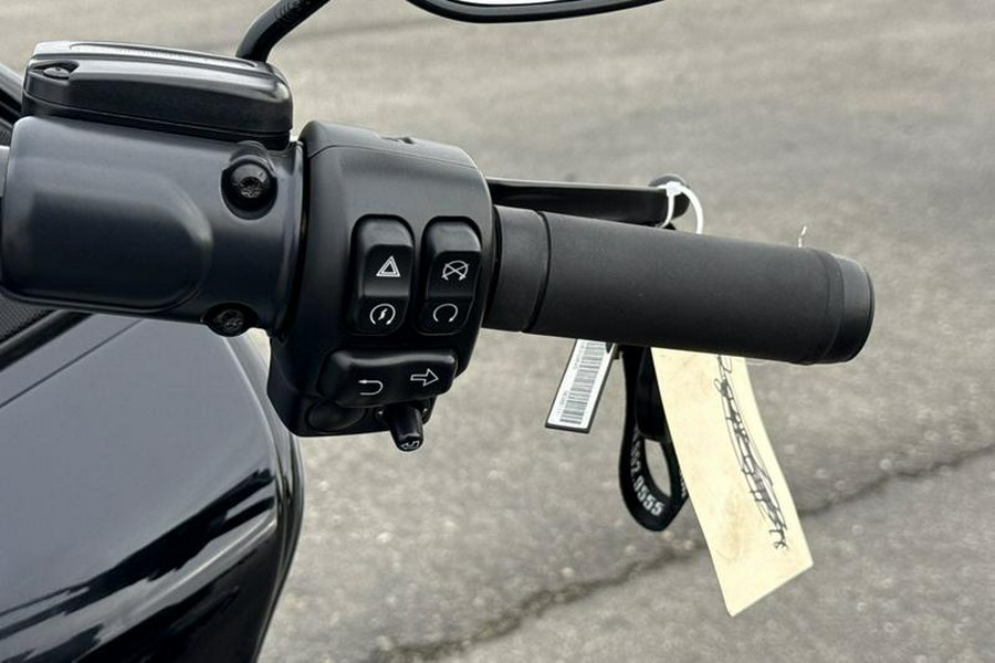 2021 Harley-Davidson® FLTRK - Road Glide® Limited