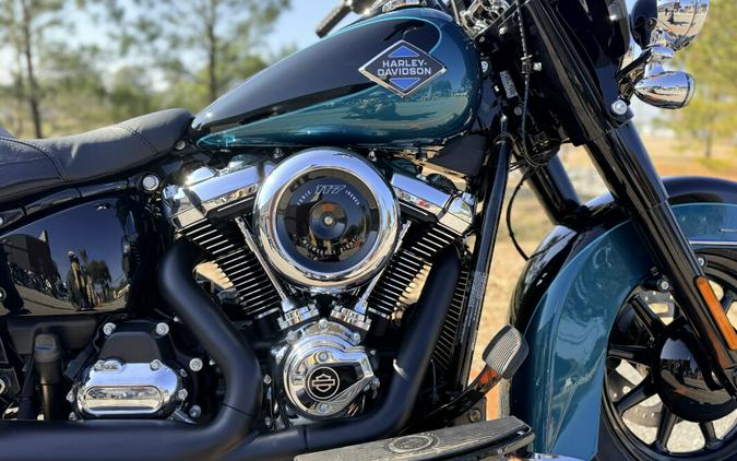 2026 Harley-Davidson® FLHC Heritage Classic®