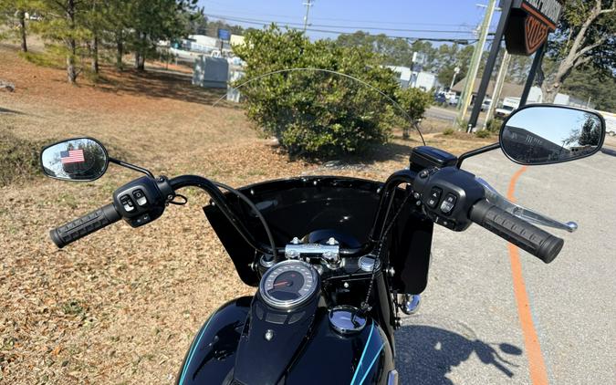 2026 Harley-Davidson® FLHC Heritage Classic®