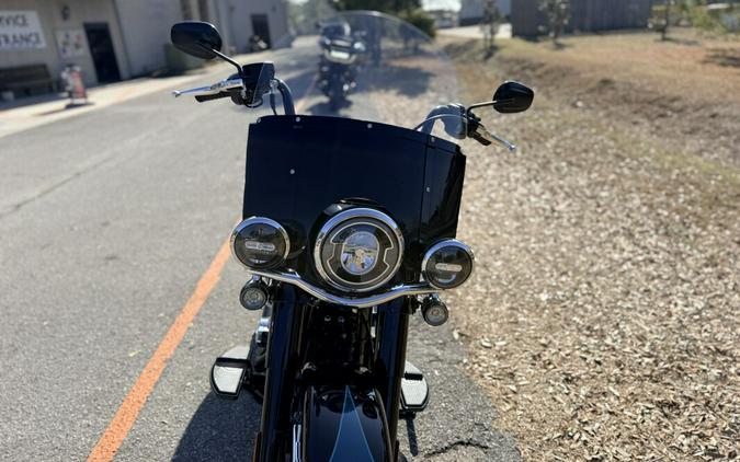 2026 Harley-Davidson® FLHC Heritage Classic®