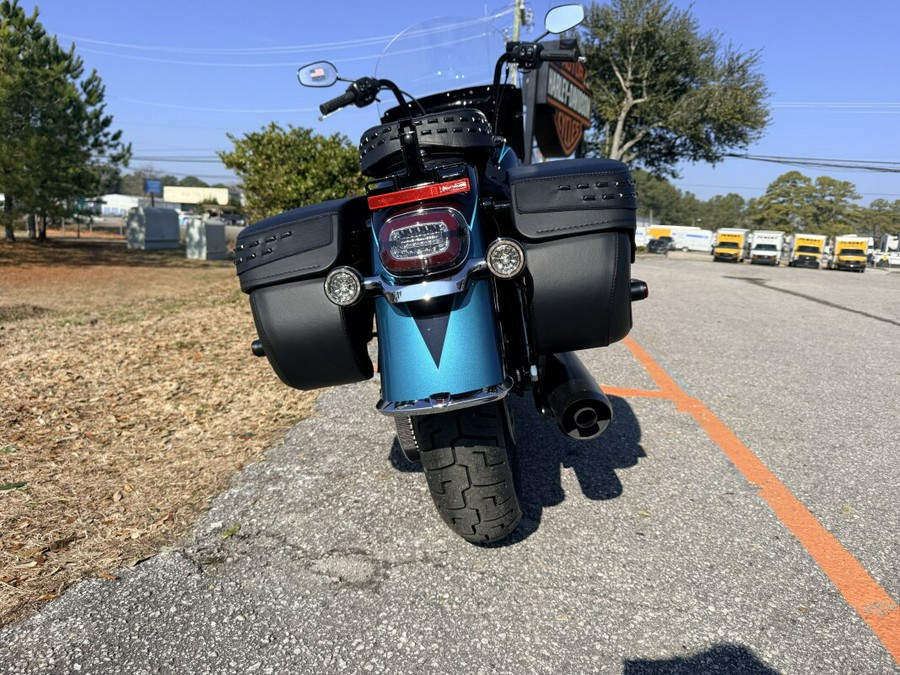 2026 Harley-Davidson® FLHC Heritage Classic®