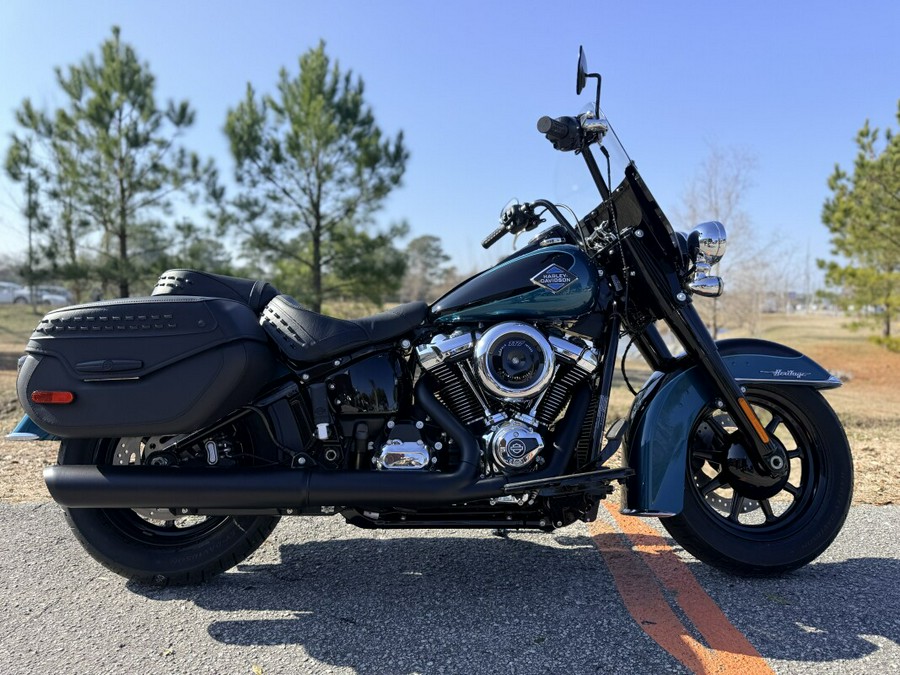 2026 Harley-Davidson® FLHC Heritage Classic®