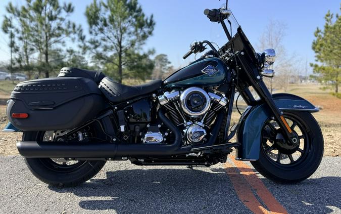 2026 Harley-Davidson® FLHC Heritage Classic®