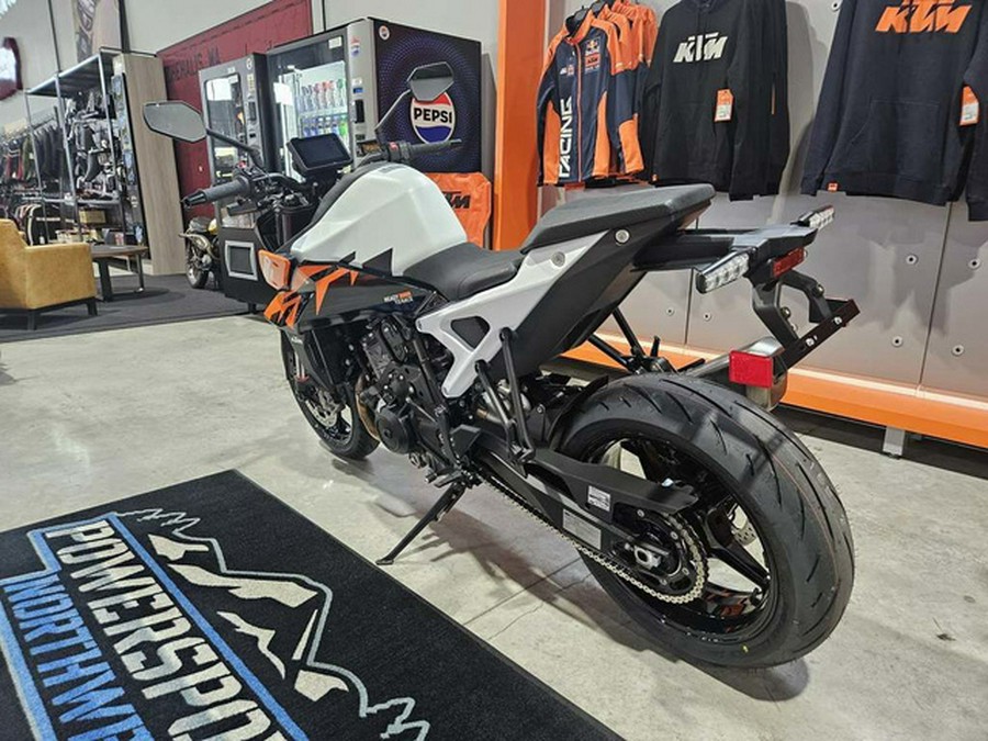 2027 KTM 990 Duke