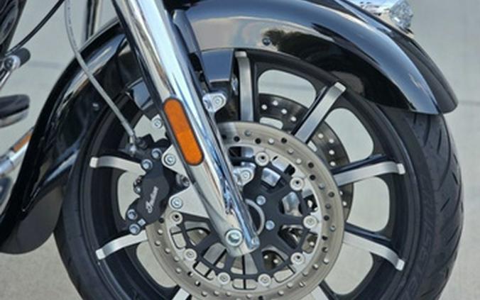 2024 Indian Chieftain Limited Black Metallic