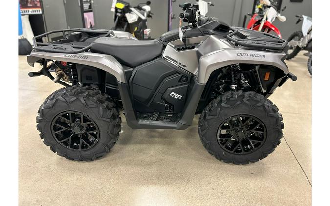 2025 Can-Am OUTLANDER XT 700