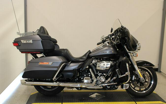 Used 2017 Harley-Davidson Ultra Limited Low Grand American Touring FLHTKL Motorcycle For Sale In Miami, Florida