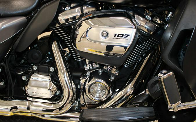 Used 2017 Harley-Davidson Ultra Limited Low Grand American Touring FLHTKL Motorcycle For Sale In Miami, Florida