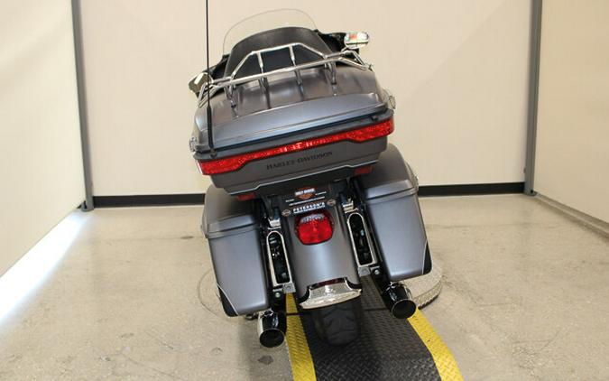 Used 2017 Harley-Davidson Ultra Limited Low Grand American Touring FLHTKL Motorcycle For Sale In Miami, Florida