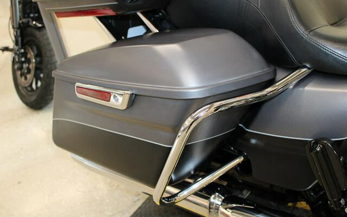 Used 2017 Harley-Davidson Ultra Limited Low Grand American Touring FLHTKL Motorcycle For Sale In Miami, Florida