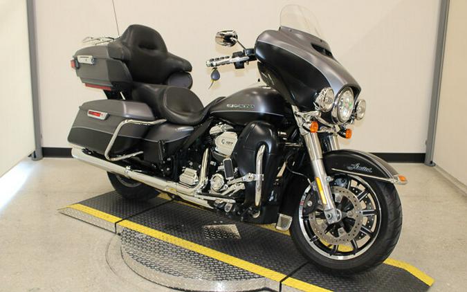 Used 2017 Harley-Davidson Ultra Limited Low Grand American Touring FLHTKL Motorcycle For Sale In Miami, Florida