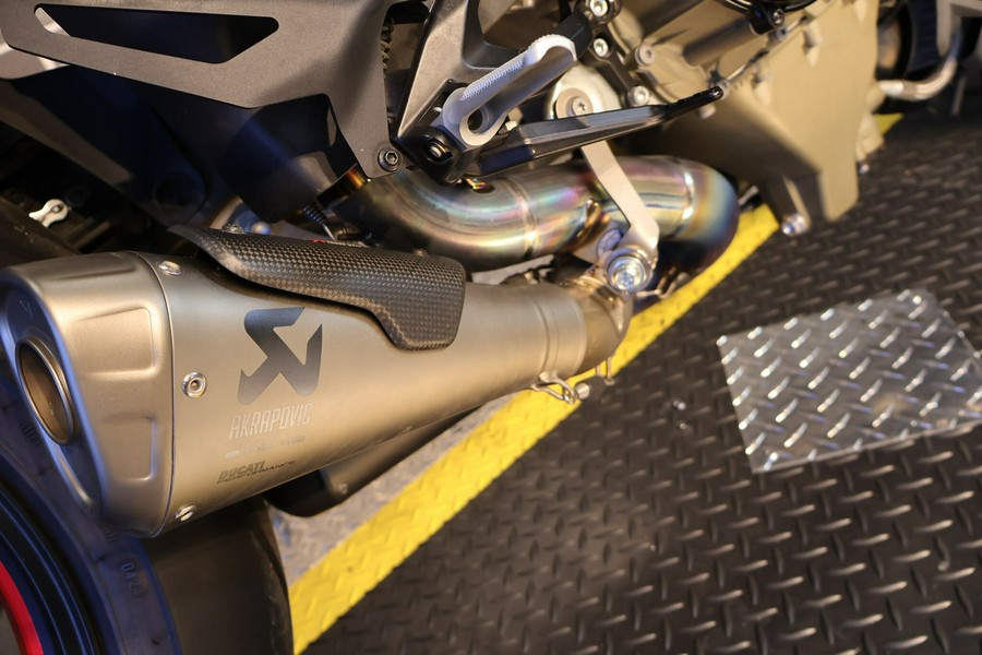 2023 Ducati Streetfighter V4-S