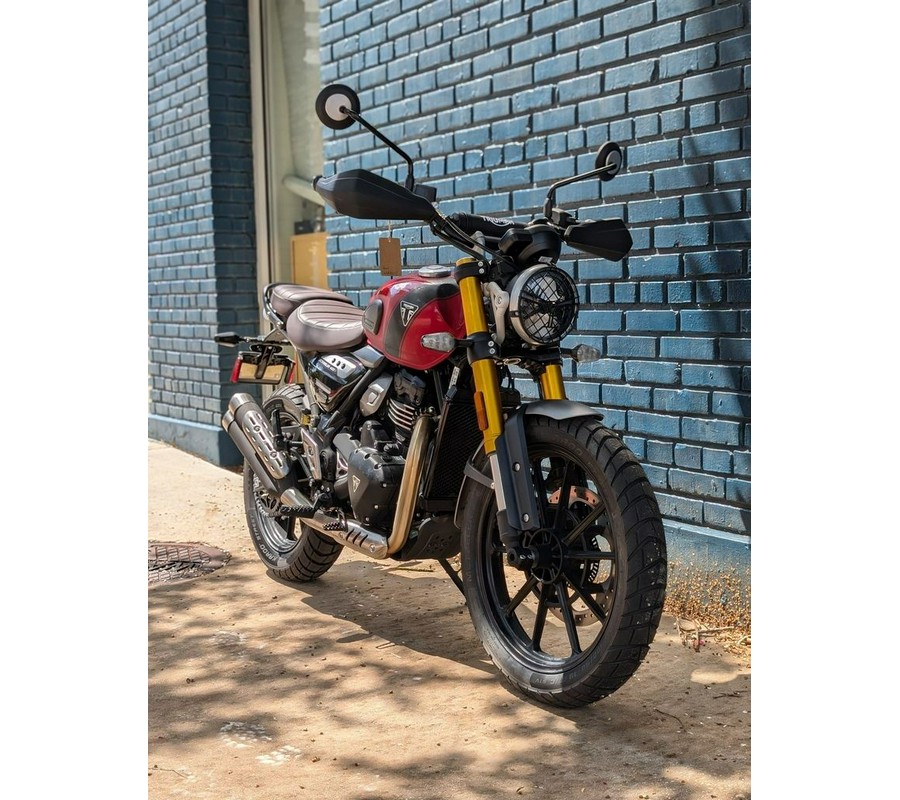 2024 Triumph Scrambler 400 X Carnival Red / Phantom Black