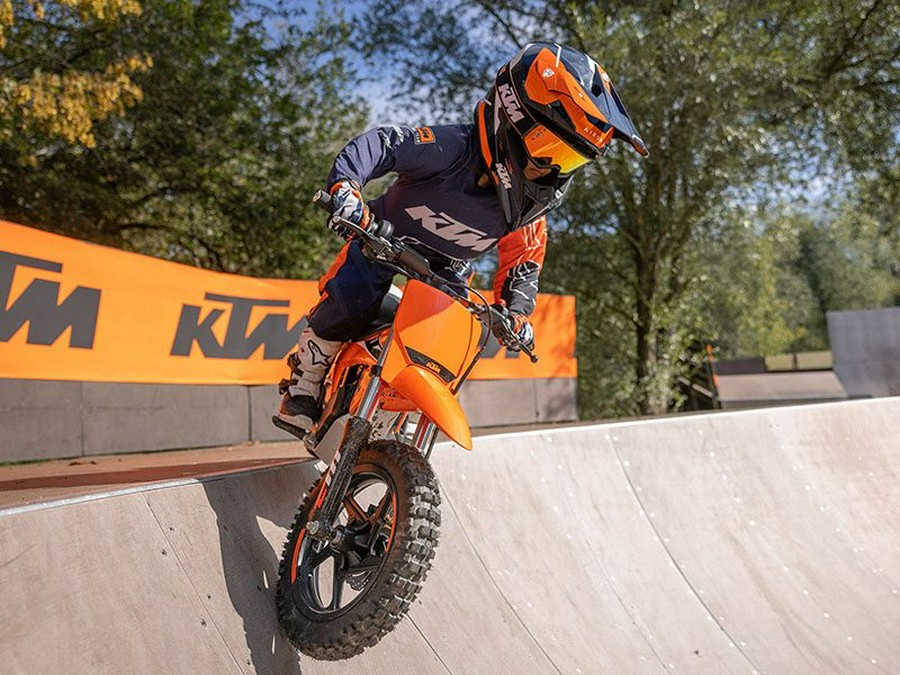 2024 KTM SX-E 2