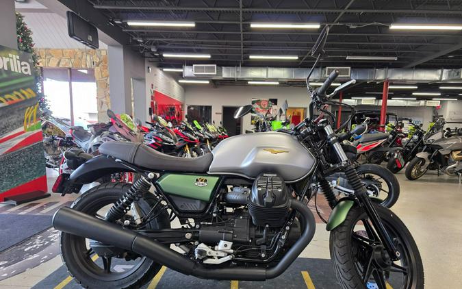 2022 Moto Guzzi V7 Stone Centenario