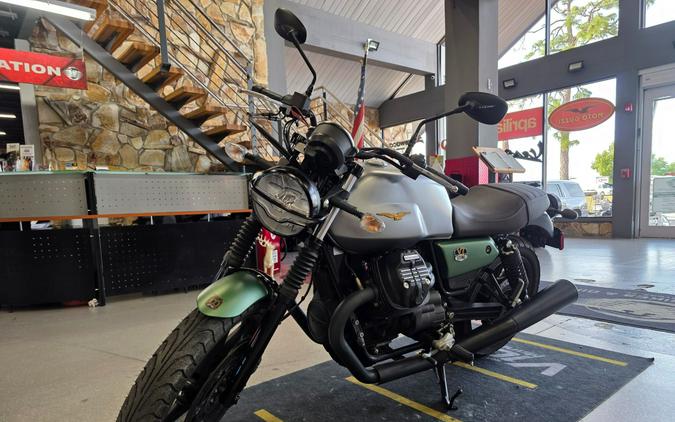 2022 Moto Guzzi V7 Stone Centenario