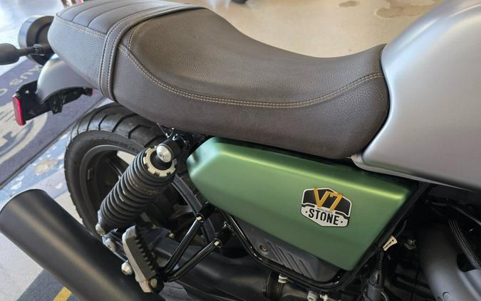 2022 Moto Guzzi V7 Stone Centenario