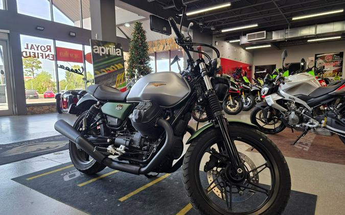 2022 Moto Guzzi V7 Stone Centenario