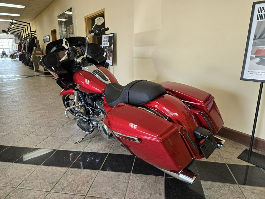 2025 Harley-Davidson Road Glide® Brilliant Red