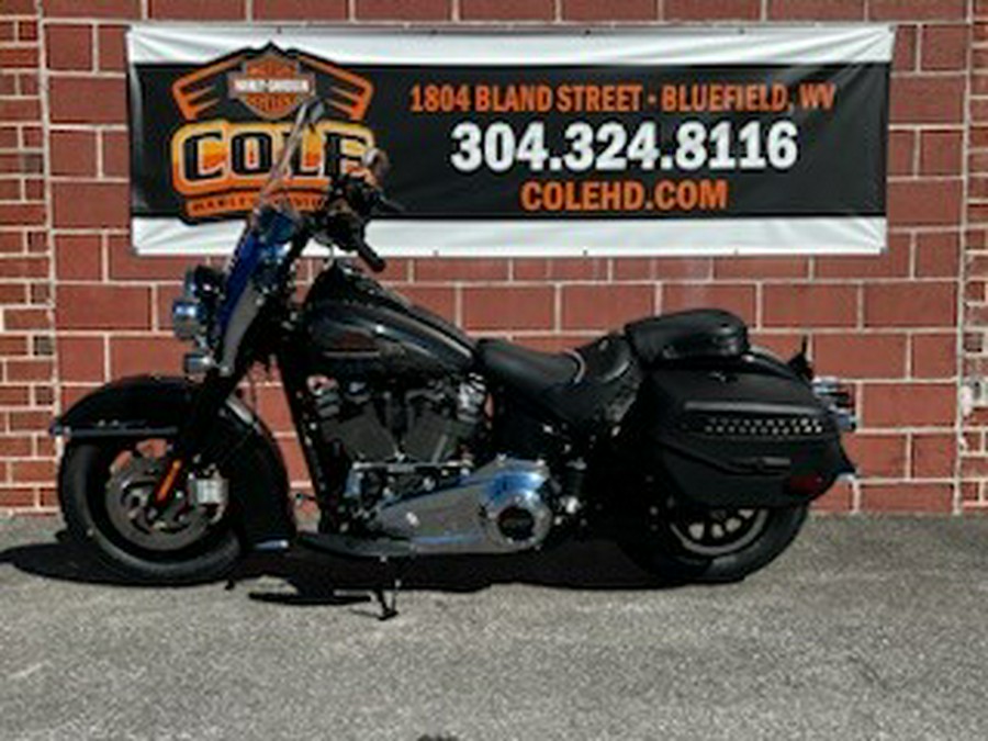 2026 Harley-Davidson® FLHC Heritage Classic®