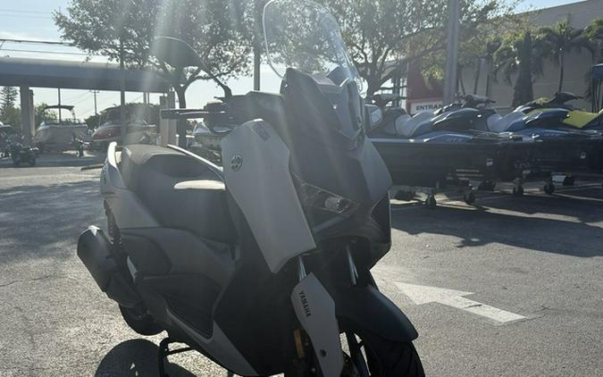 2024 Yamaha XMAX