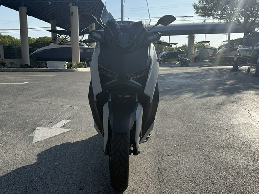 2024 Yamaha XMAX