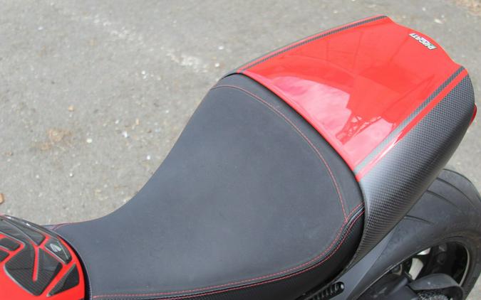 2012 Ducati Diavel Carbon
