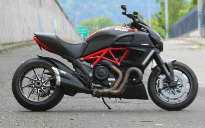 2012 Ducati Diavel Carbon