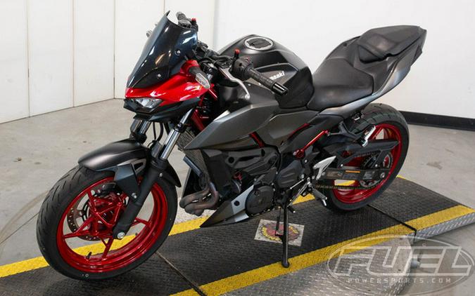 2024 Kawasaki Z500 SE ABS
