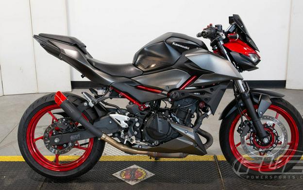 2024 Kawasaki Z500 SE ABS