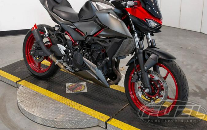 2024 Kawasaki Z500 SE ABS