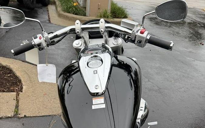 2025 Suzuki Boulevard M109R