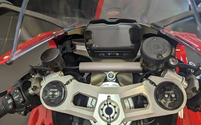 2023 Ducati Panigale V4 Ducati Red