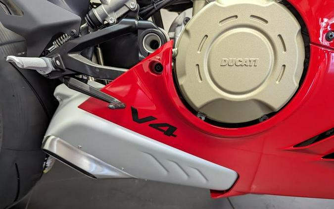 2023 Ducati Panigale V4 Ducati Red