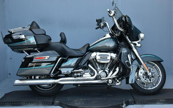 2015 Harley-Davidson CVO Electra Glide Ultra Limited