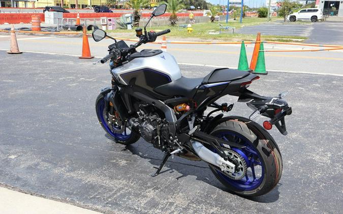 2025 Yamaha MT 09 SP