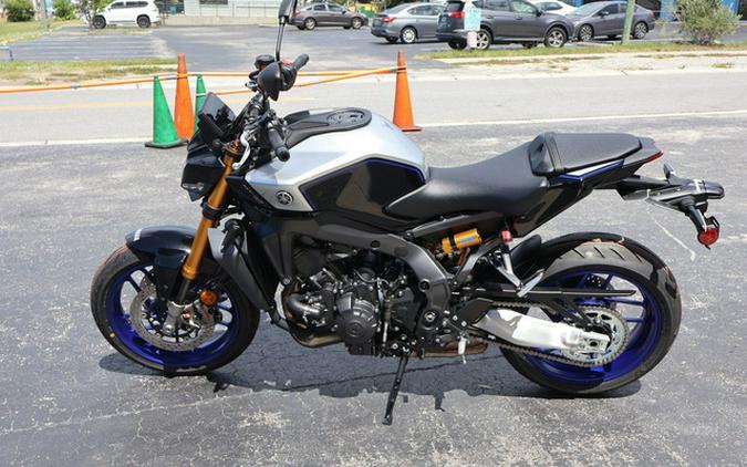2025 Yamaha MT 09 SP