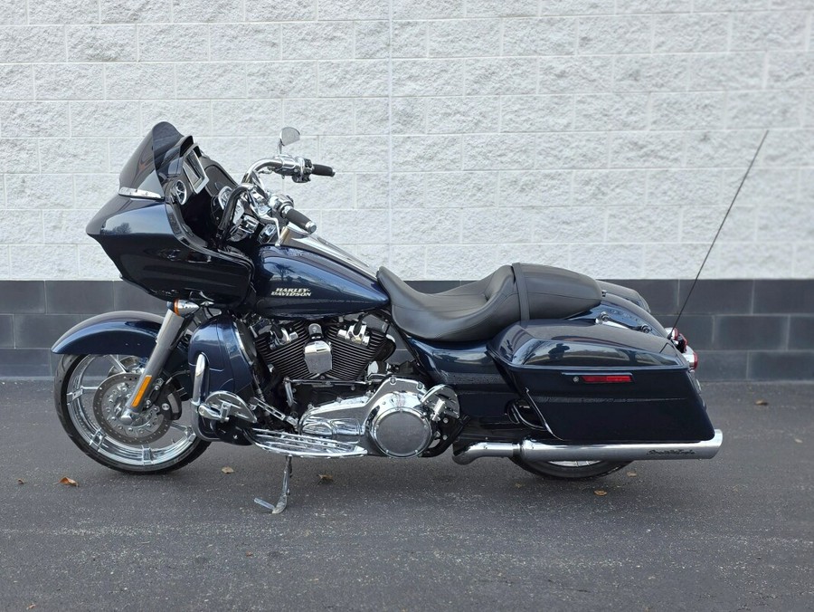 2016 Harley-Davidson® Road Glide® Special
