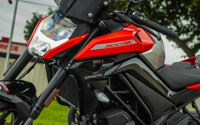 2024 CFMOTO 300NK