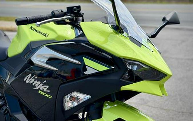 2026 Kawasaki Ninja® 500 ABS