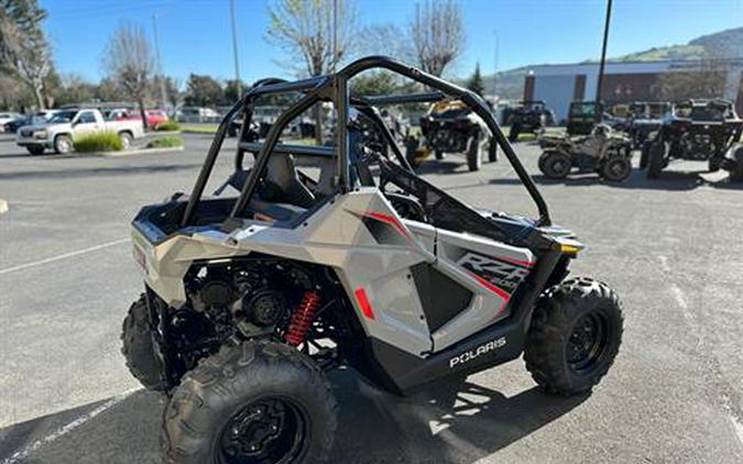 2024 Polaris RZR 200 EFI