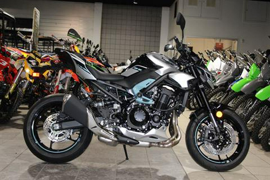 2025 Kawasaki Z900 ABS