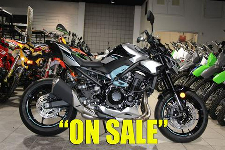 2025 Kawasaki Z900 ABS