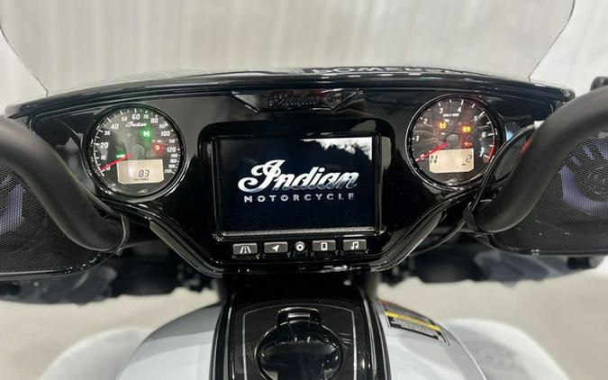 2025 Indian Roadmaster PowerPlus Dark Horse w/PowerBand Stor